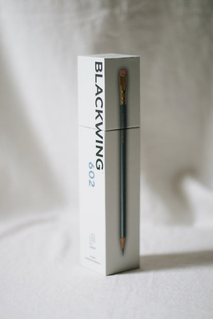 Boxed Blackwing 602